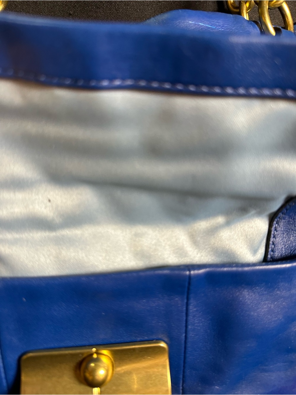 Coach Electric Blue Leather Shoulder Bag with Gold Hardware - Picture 10 of 16